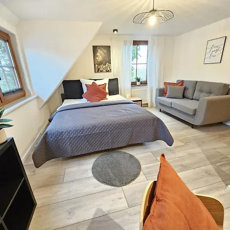 Fewo Am See, Ferienhaus, 7 Schlafzimmer, Waschmaschine, Businesswohnung Salzgitter Exterior photo