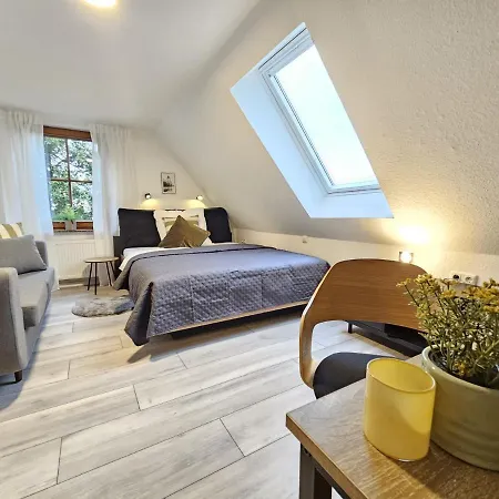 Fewo Am See, Ferienhaus, 7 Schlafzimmer, Waschmaschine, Businesswohnung Salzgitter Exterior photo
