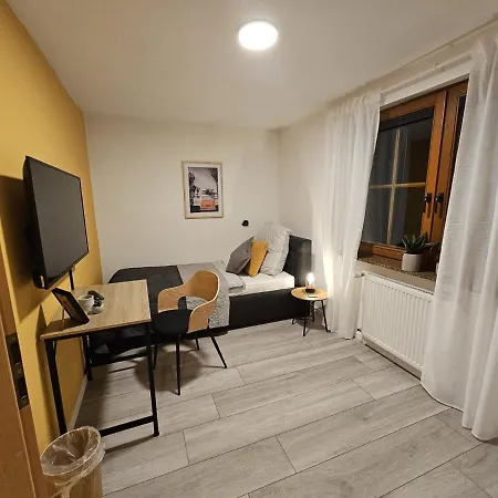 Fewo Am See, Ferienhaus, 7 Schlafzimmer, Waschmaschine, Businesswohnung Salzgitter Exterior photo