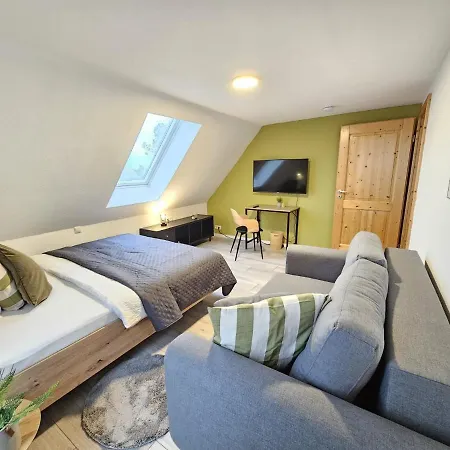 Fewo Am See, Ferienhaus, 7 Schlafzimmer, Waschmaschine, Businesswohnung Salzgitter Exterior photo