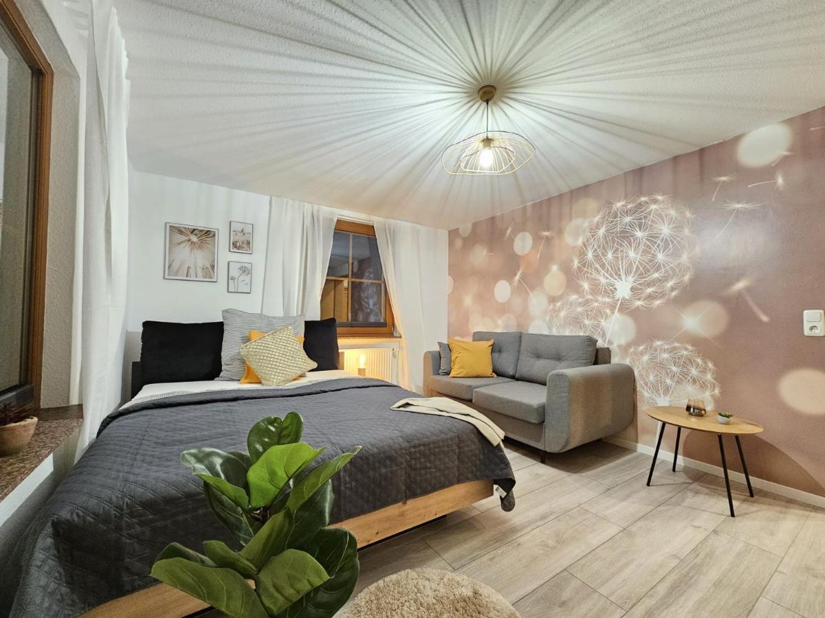 Apartment Am See, Ferienhaus, 7 Schlafzimmer, Waschmaschine, Businesswohnung *
